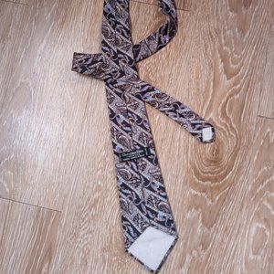 CHRISTIAN DIOR Men's Italian Silk Tie- Made USA